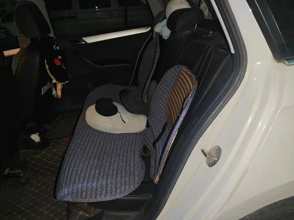 Skoda Rapid Spaceback — миниатюра 13