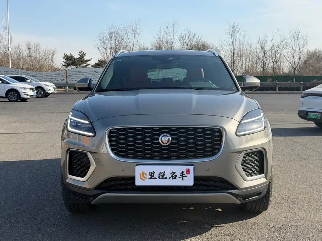 JAGUAR E PACE