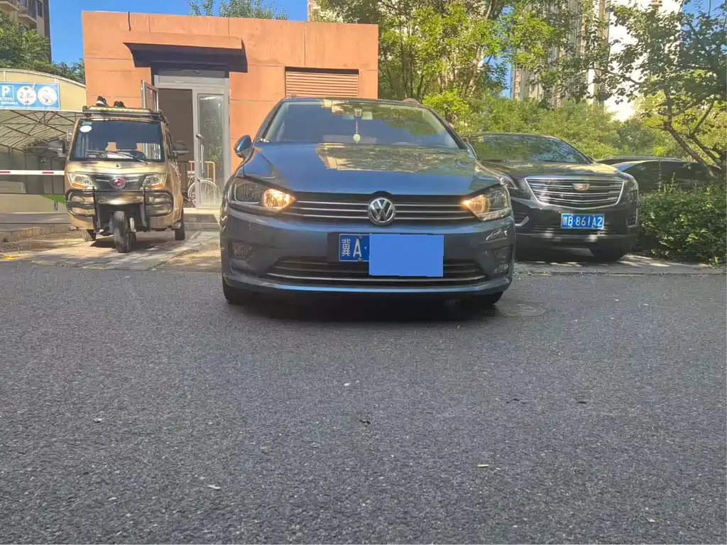 Volkswagen Golf Sportsvan 230TSI Auto Progressive Type, фото 2