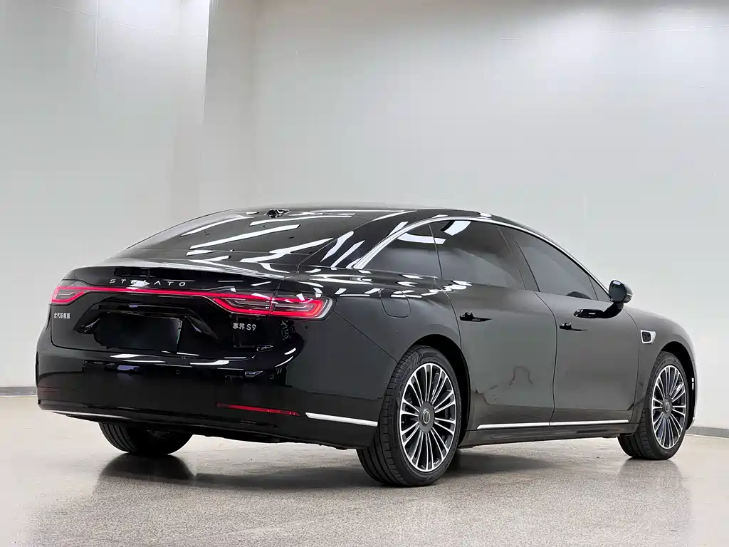 AITO ENJOY THE WORLD S9