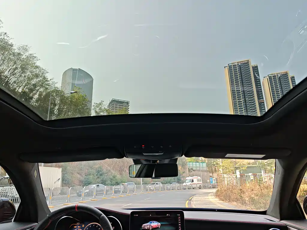 MERCEDES-BENZ C CLASS AMG