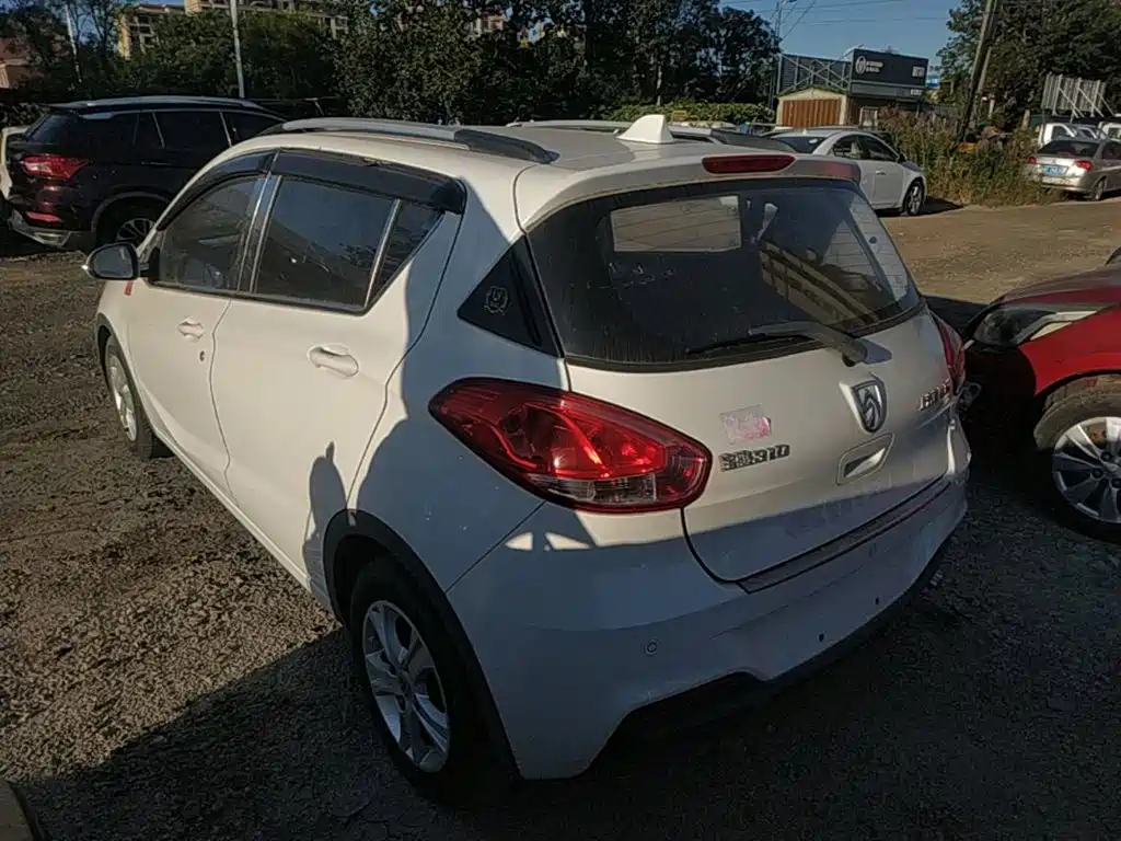 Baojun 310 — миниатюра 5