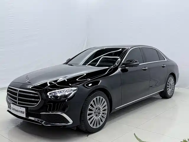 MERCEDES BENZ E CLASS