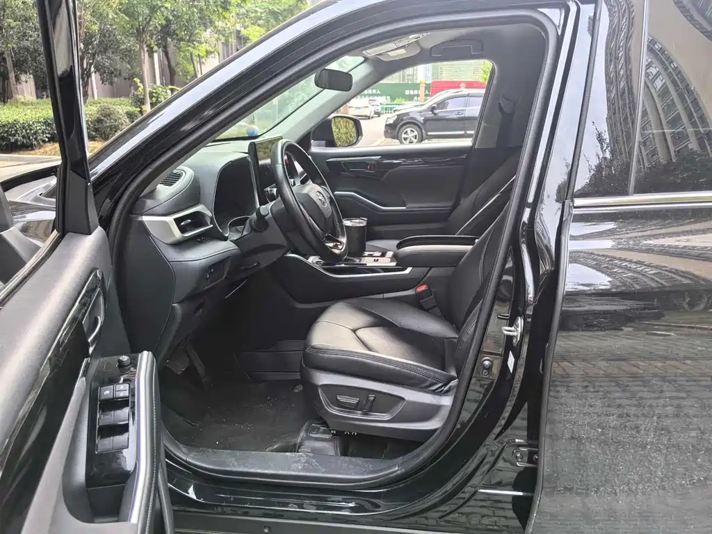 Toyota Highlander — миниатюра 2