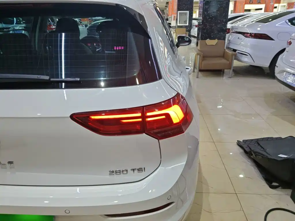 Volkswagen Golf — миниатюра 8