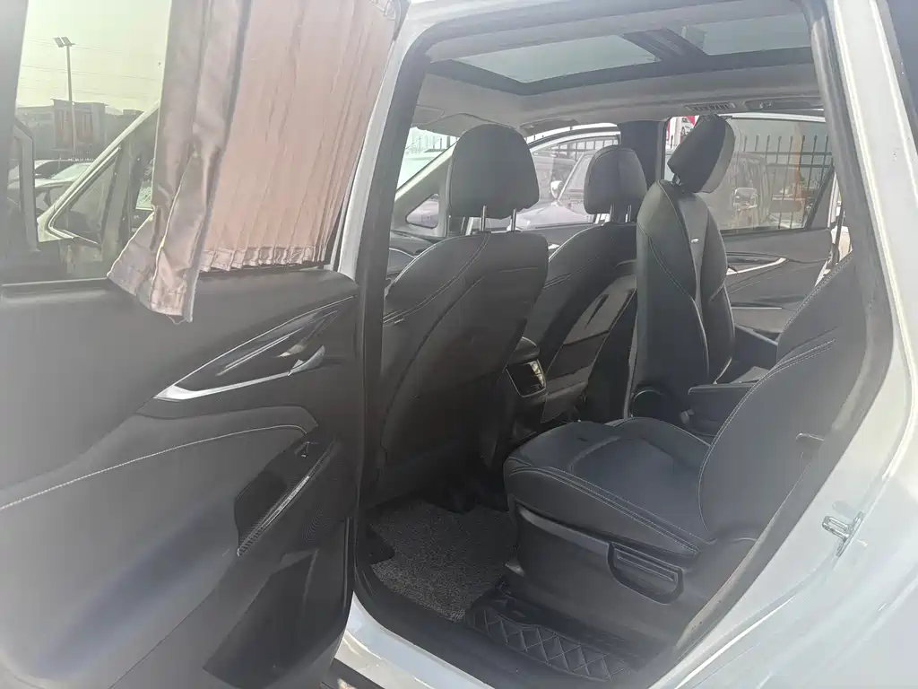 SAIC MAXUS CHASE G50