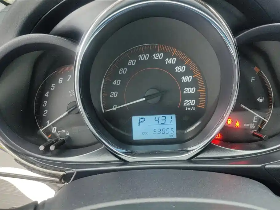 TOYOTA YARIS L ZHIXUAN