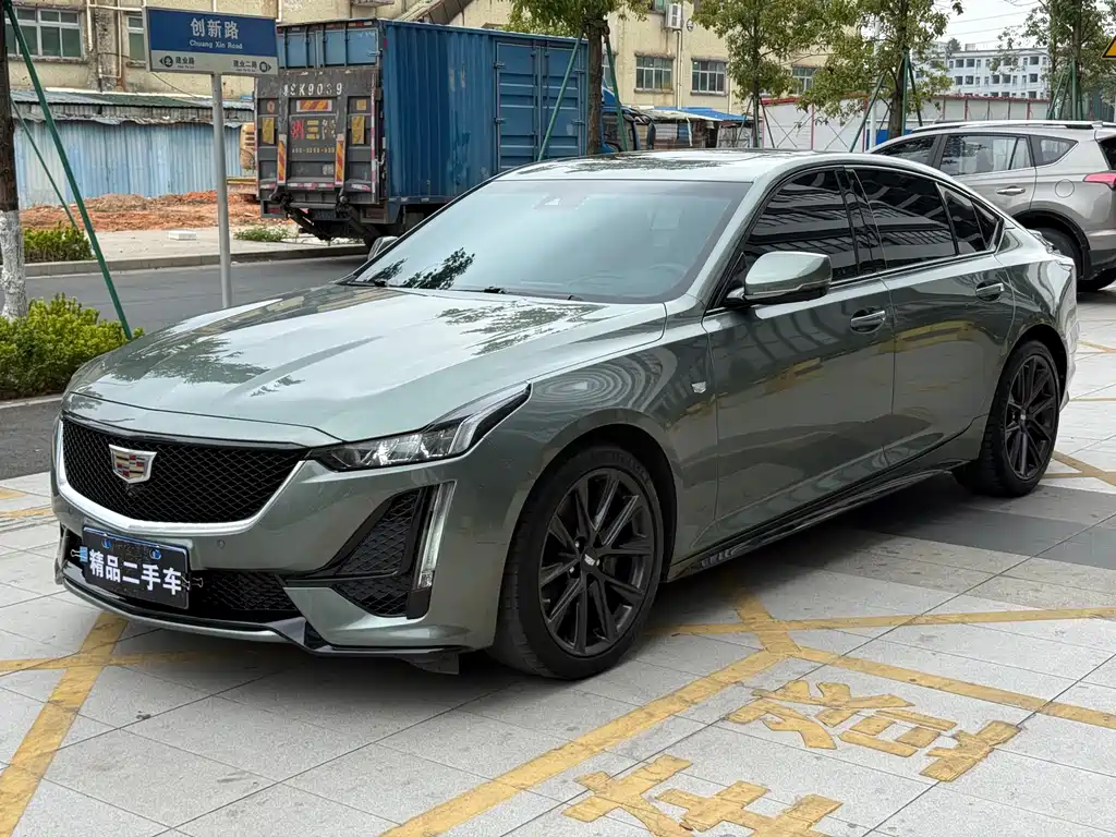 Cadillac CT5 2023