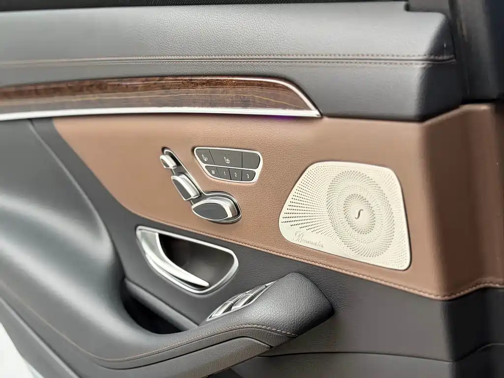 Mercedes-Benz S-Class — миниатюра 15