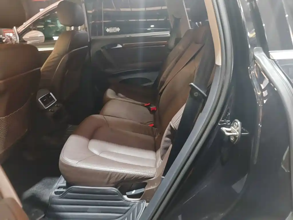Audi Q7 — миниатюра 17