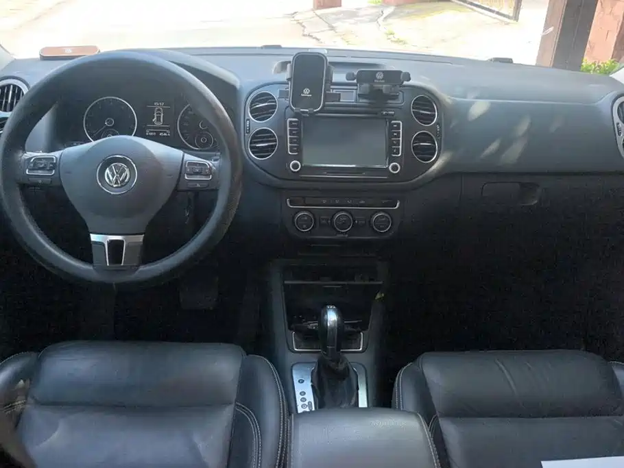 Volkswagen Tiguan — миниатюра 12