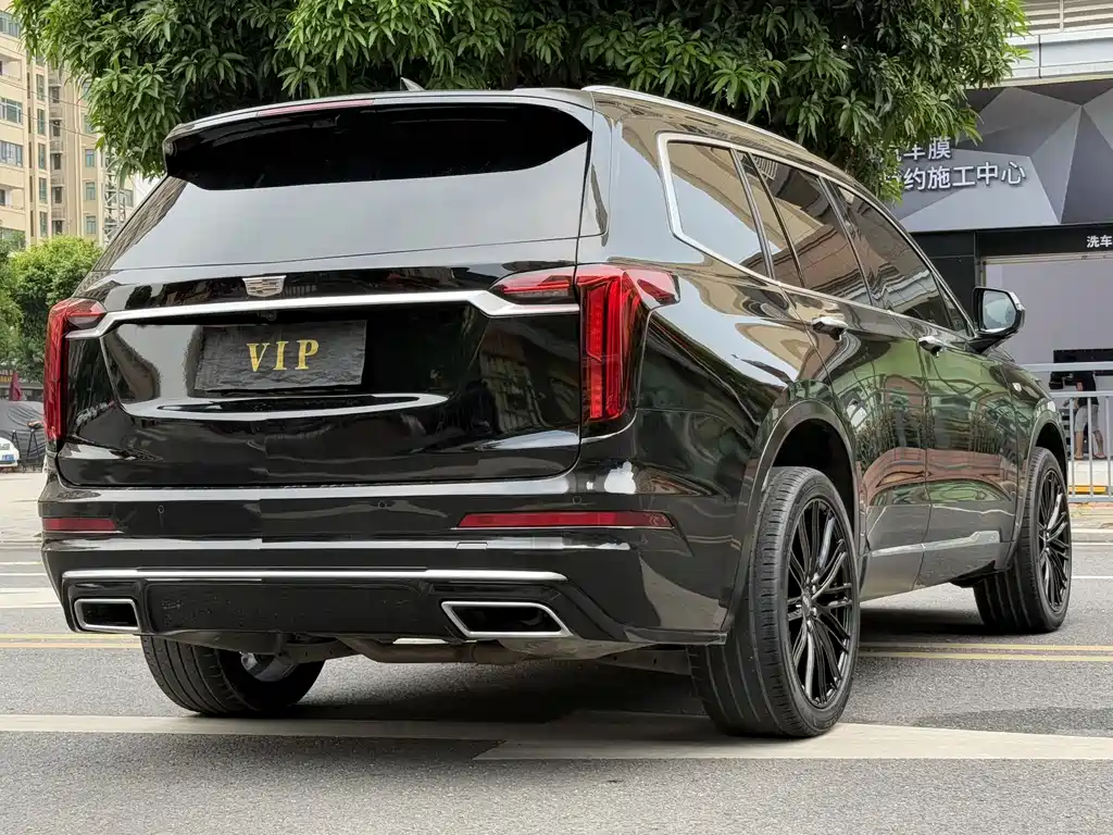 Cadillac XT6 — миниатюра 5