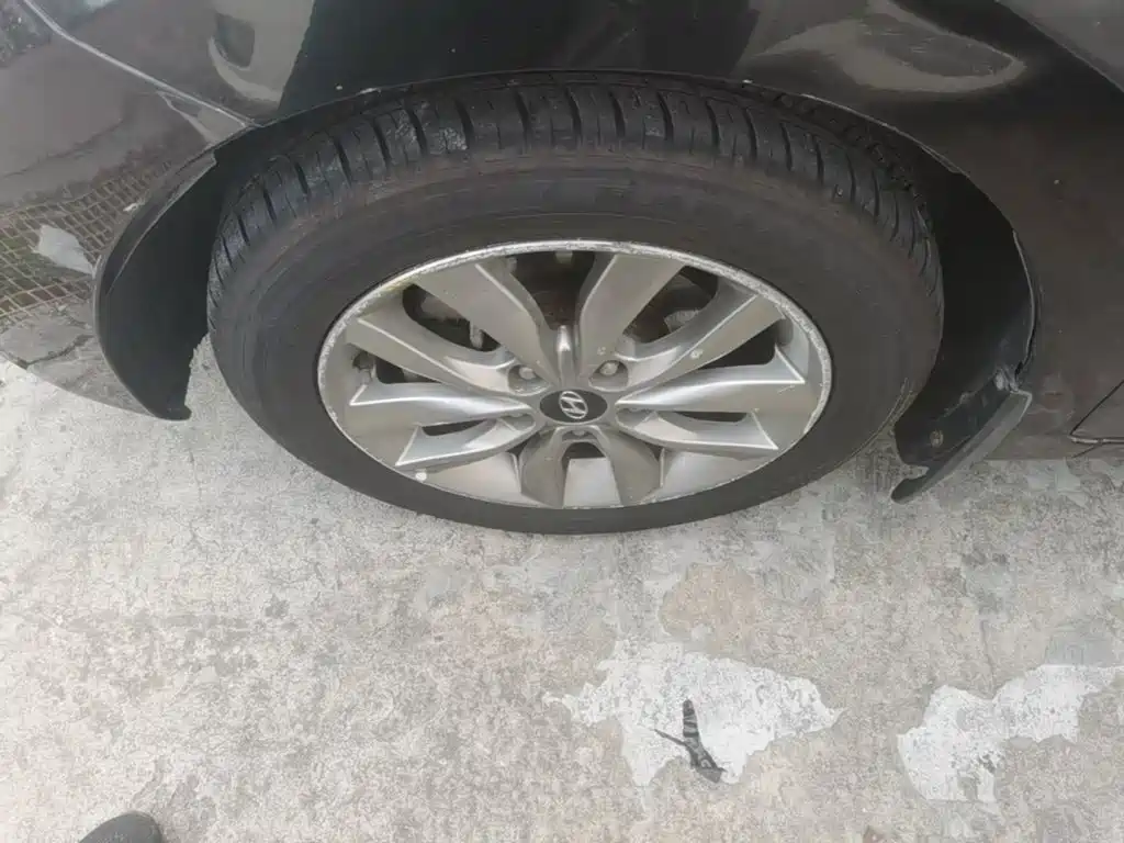 Hyundai Elantra Langdong — миниатюра 23
