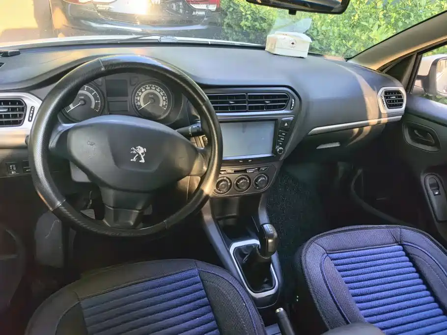 Peugeot 301 — миниатюра 12