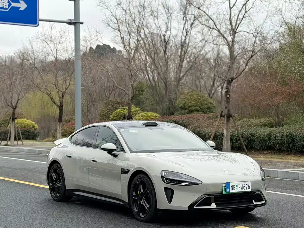 XIAOMI CAR XIAOMI SU7