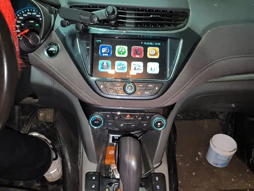 Chevrolet Malibu — миниатюра 14
