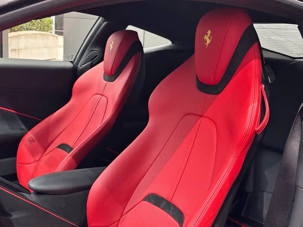 Ferrari Roma — миниатюра 6