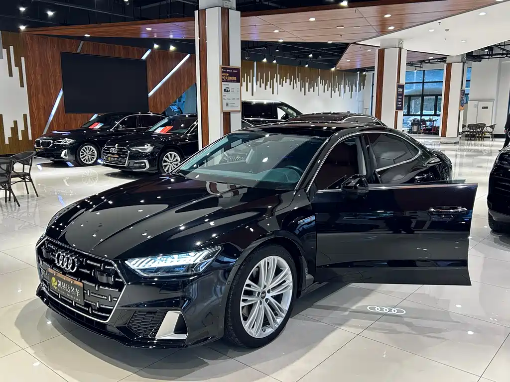 AUDI A7L