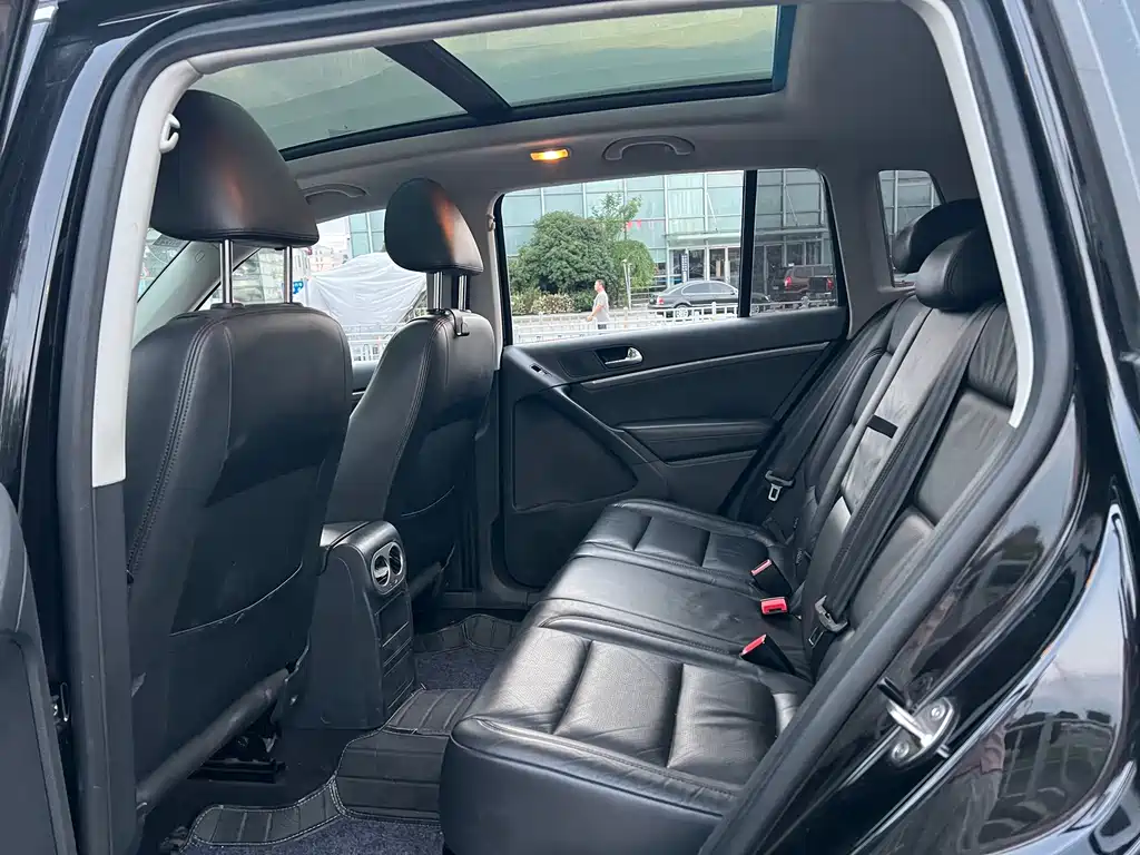 Volkswagen Tiguan — миниатюра 9