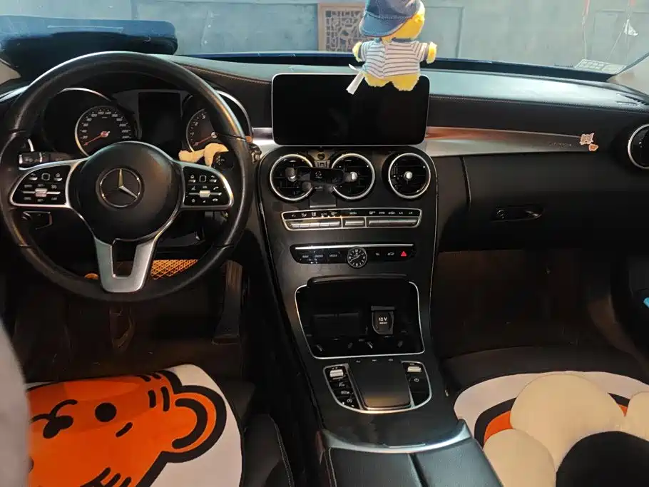Mercedes-Benz C-Class — миниатюра 11