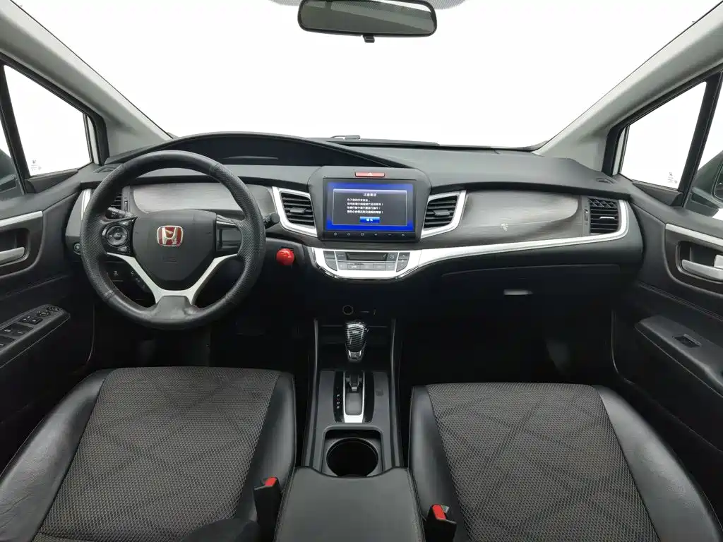 Honda Jade — миниатюра 5