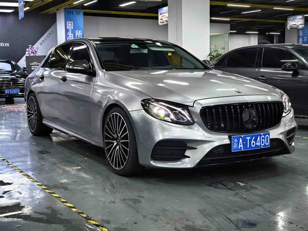 MERCEDES-BENZ E CLASS