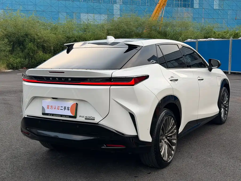 Lexus RZ — миниатюра 16