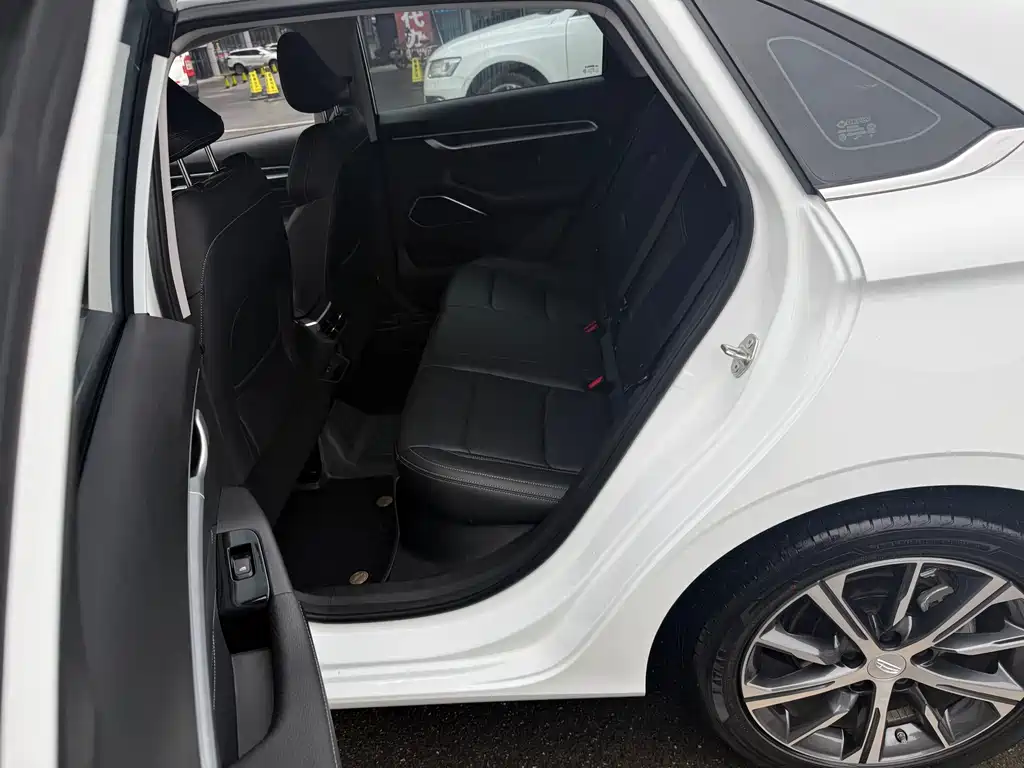 GEELY AUTOMOBILE EMGRAND