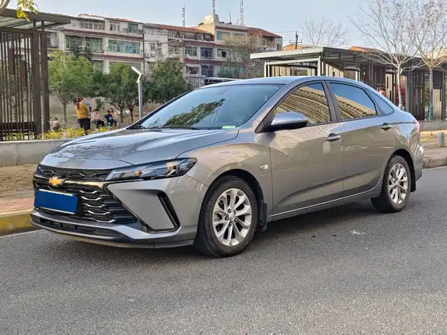 CHEVROLET CRUZE 2023