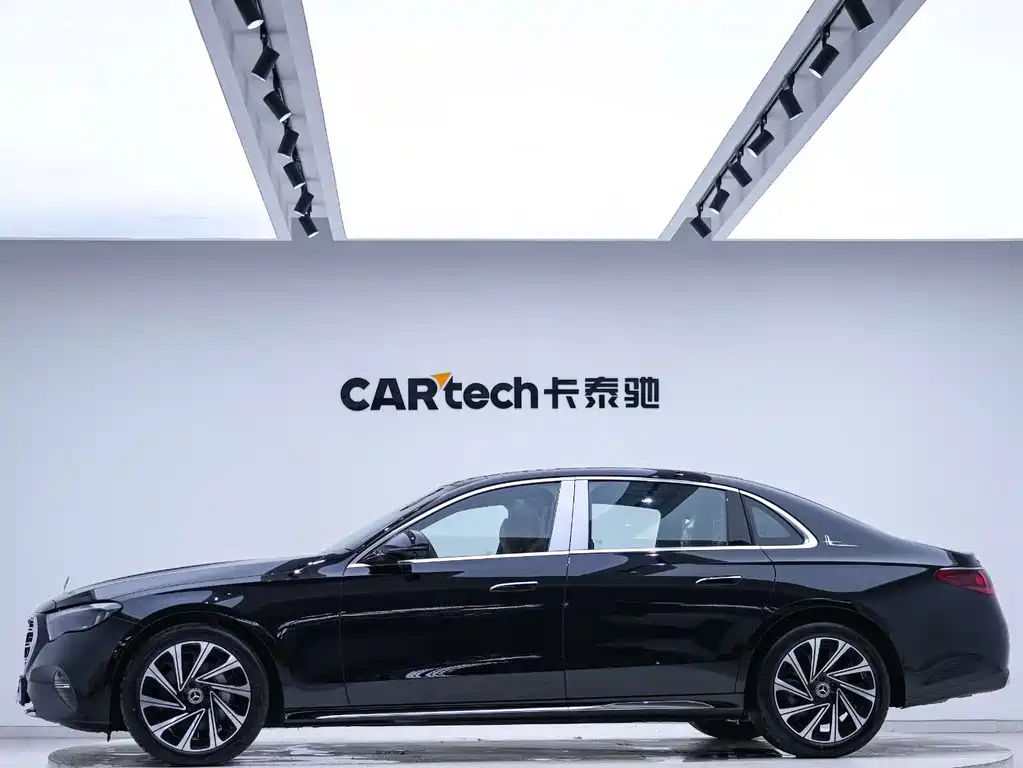 Mercedes-Benz E-Class E 2024 E 300 L Luxury