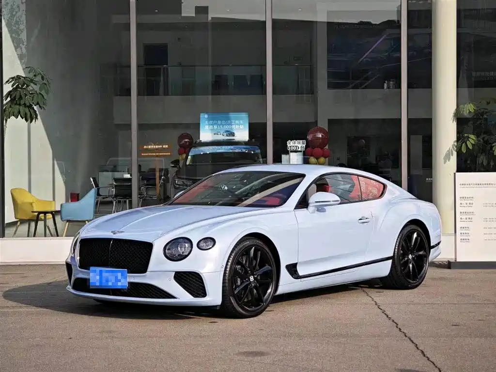 Bentley Continental 2021