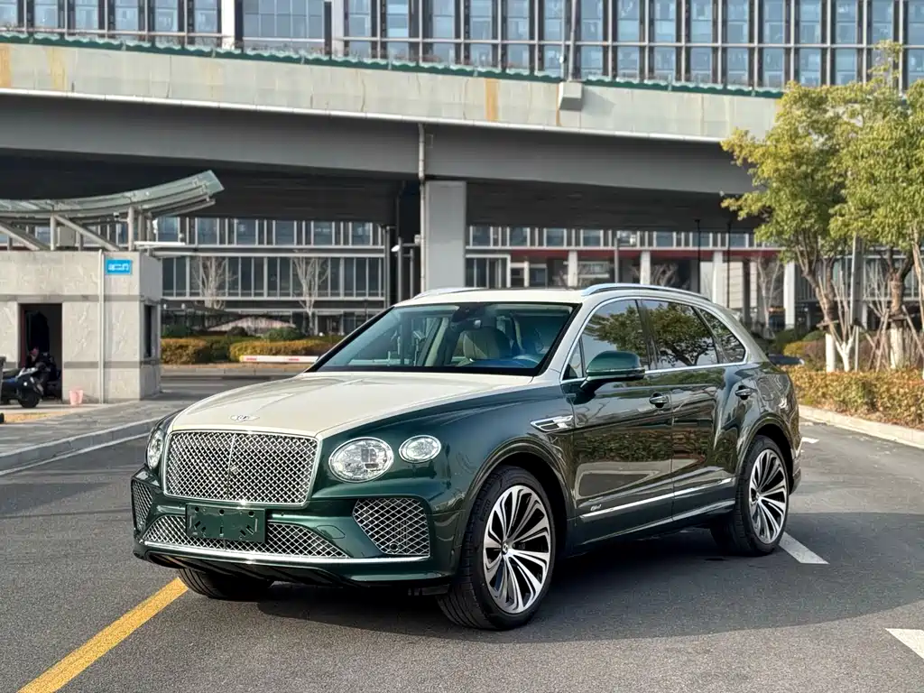 BENTLEY TIMYUE PLUG IN HYBRID