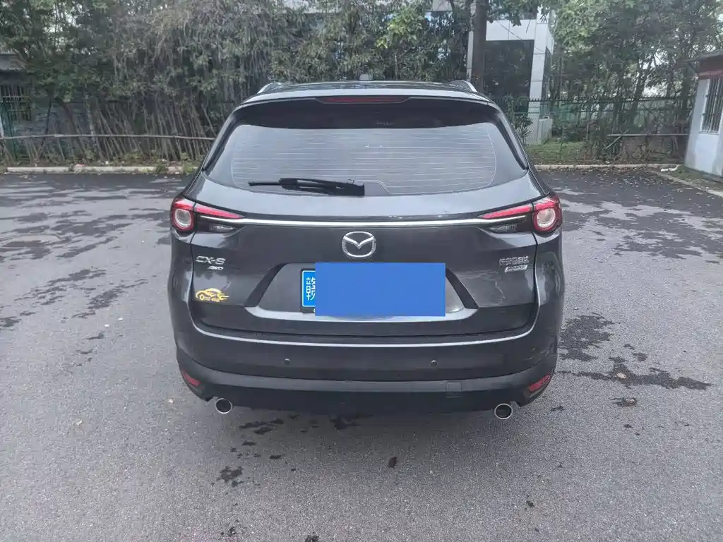MAZDA CX 8