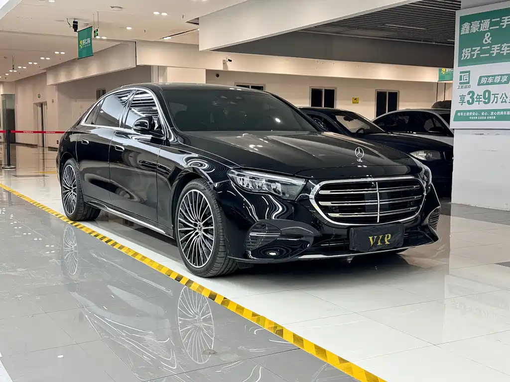 Mercedes-Benz E-Class — миниатюра 3