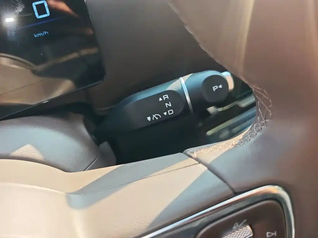 Wuling Xingguang 730 New Energy — миниатюра 14