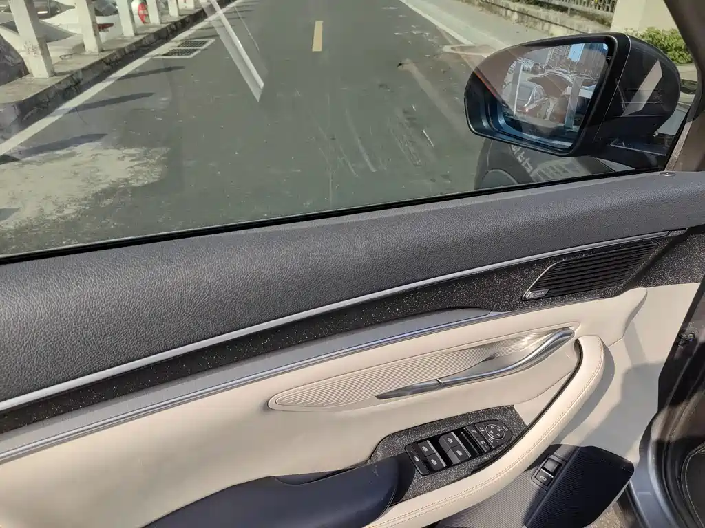 BYD PLUS New Energy — миниатюра 9