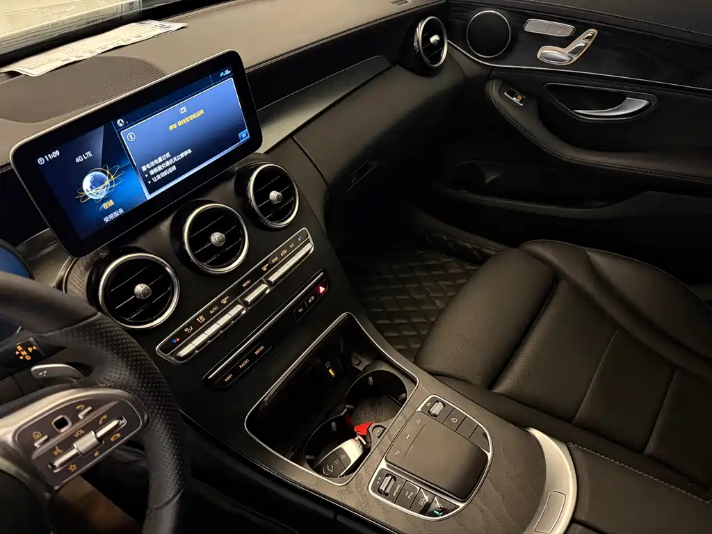 MERCEDES-BENZ C CLASS