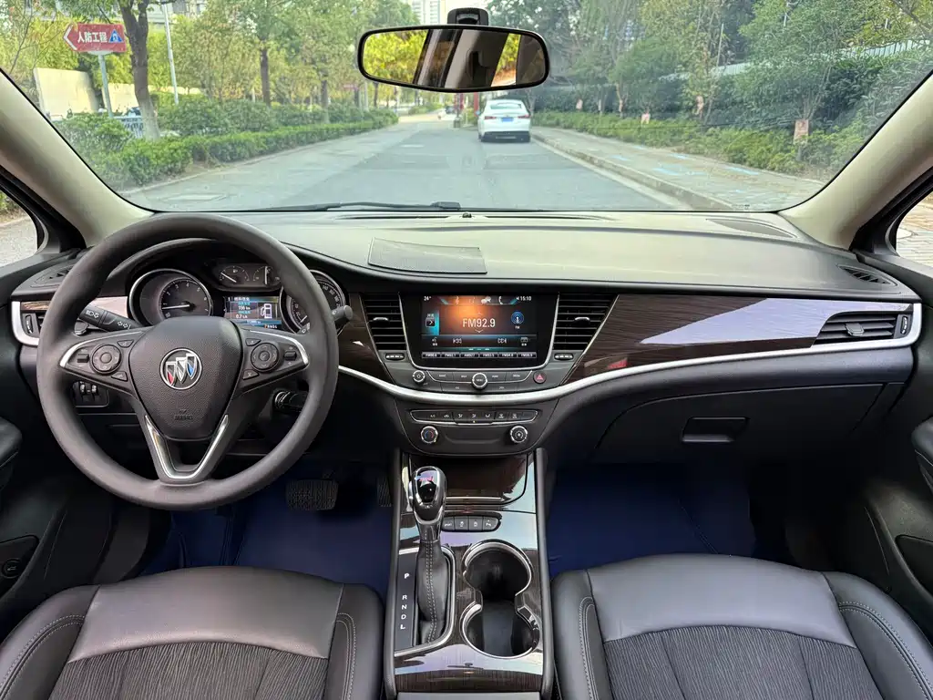 Buick Verano — миниатюра 13