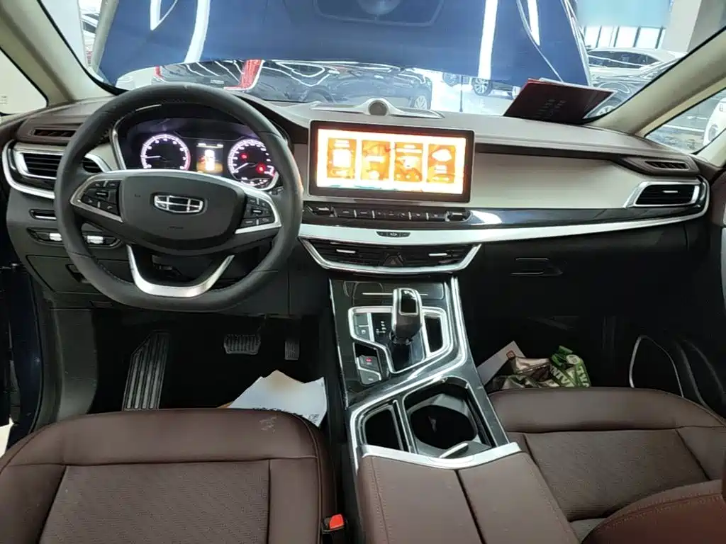 Geely Jia Ji — миниатюра 10