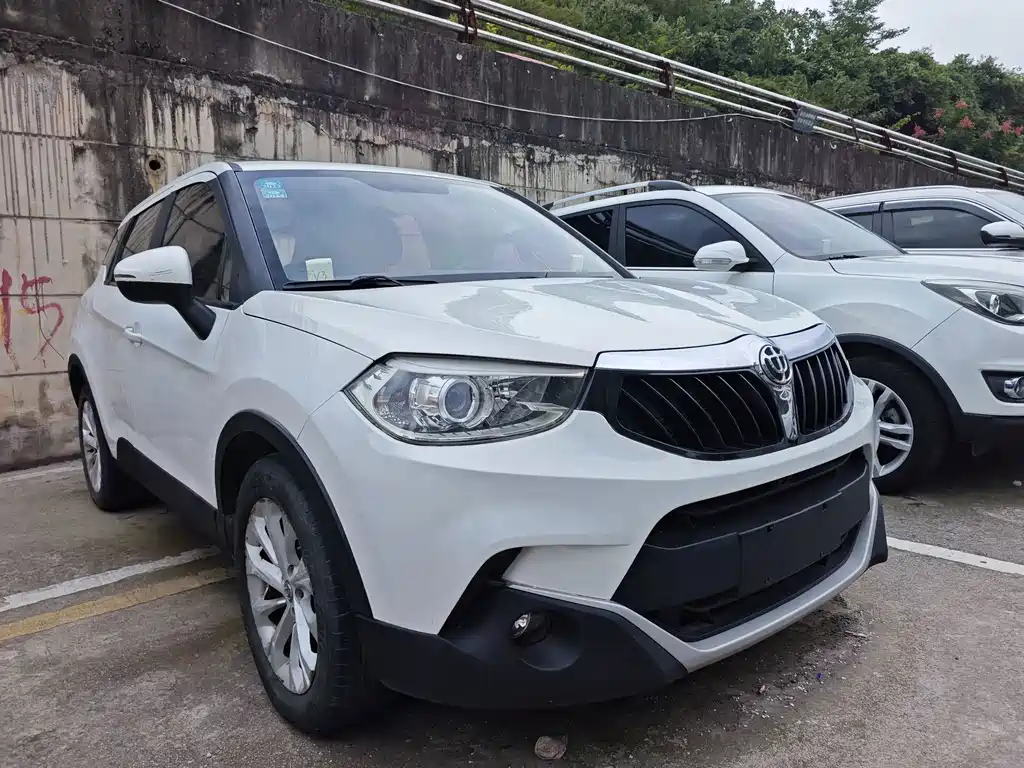 Zhonghua V3 — миниатюра 3