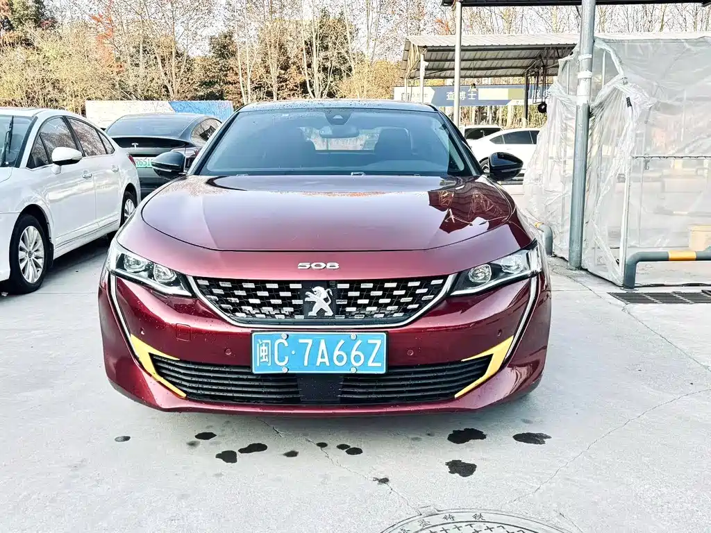 PEUGEOT 508