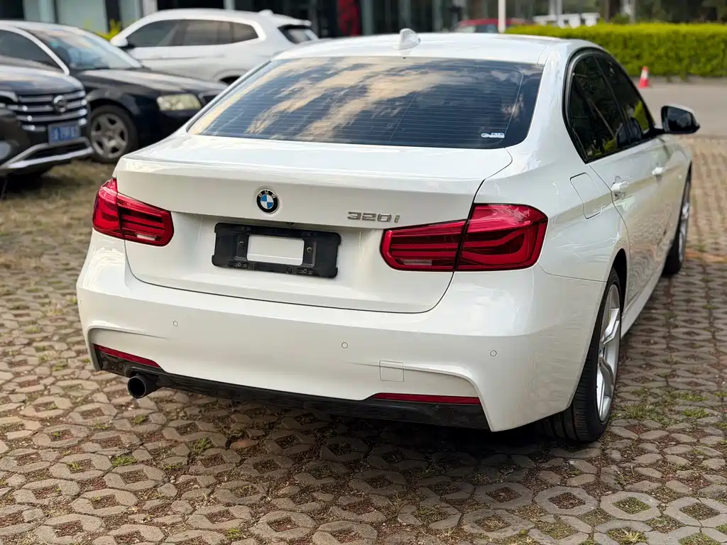 BMW 3 Series — миниатюра 5