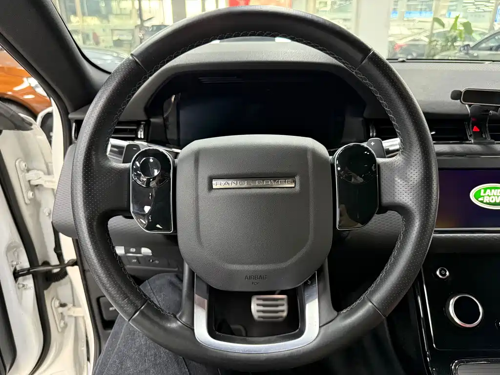 Land Rover Evoque — миниатюра 4