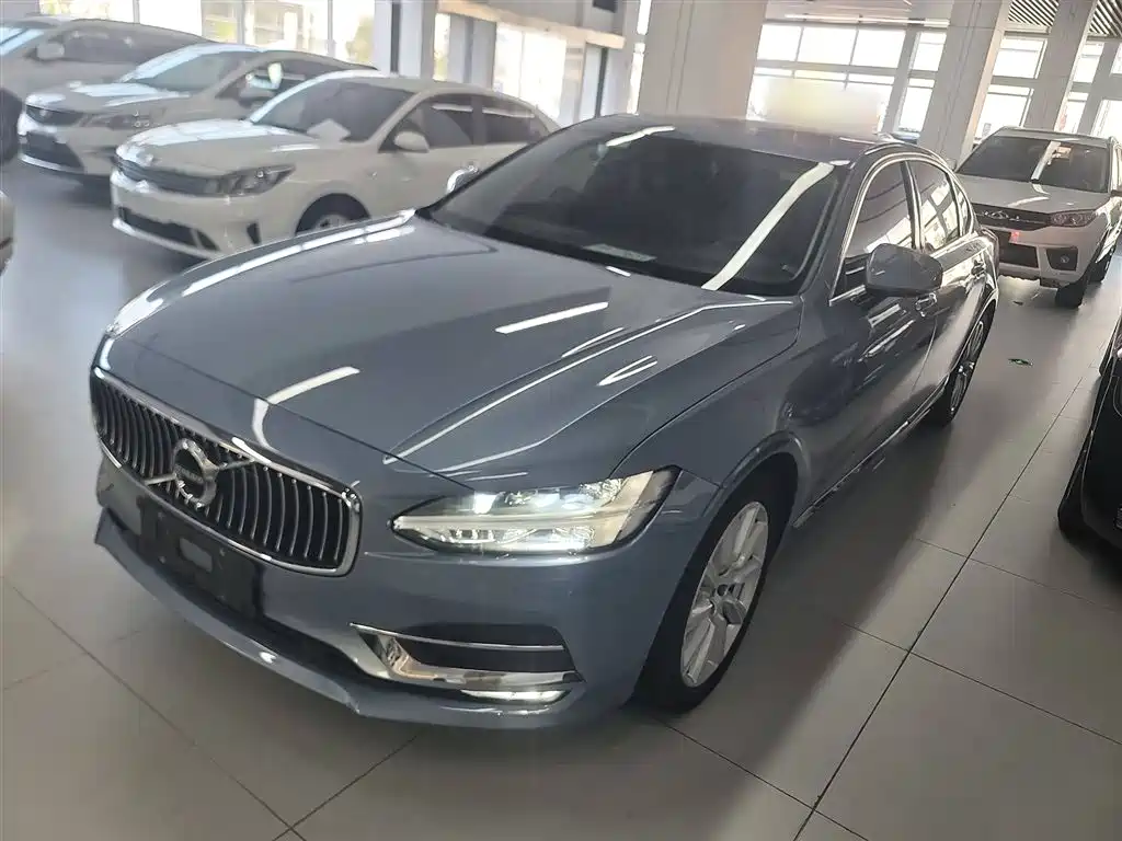 Volvo S90 2019