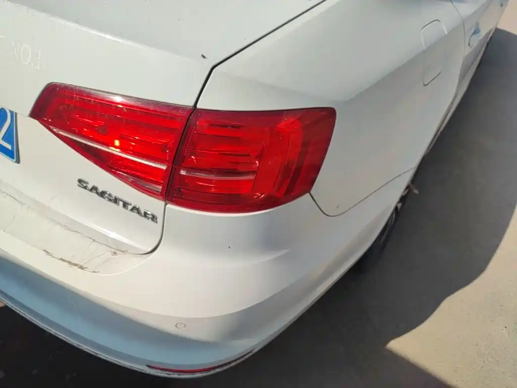 Volkswagen Sagitar — миниатюра 8