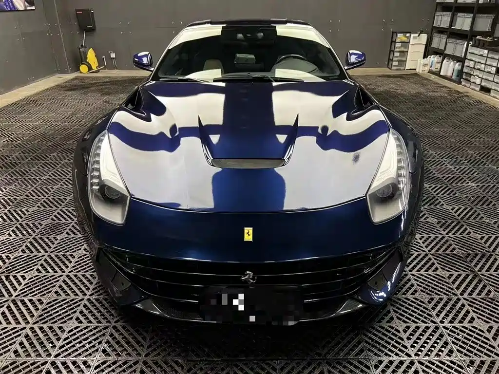 Ferrari F12berlinetta 2013 6.3L