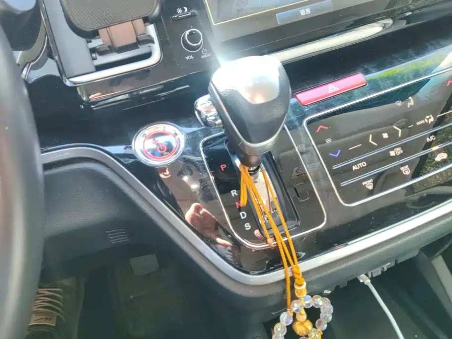 Honda Elysion — миниатюра 16