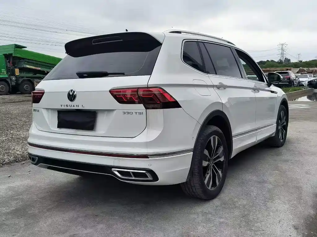 Volkswagen Tiguan L — миниатюра 6
