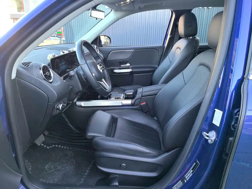 Mercedes-Benz GLB — миниатюра 15