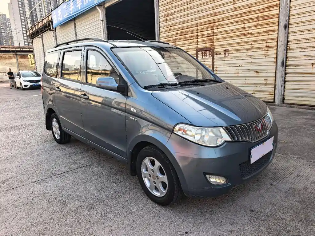 Wuling Hongguang — миниатюра 2